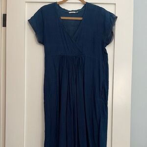 Injiri Navy Blue Dress Size 40 Artisanal Short Sleeve Pleats Hand made